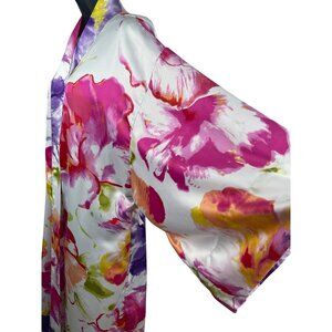Natori  womens robe small multi floral  48’ long 42’ chest